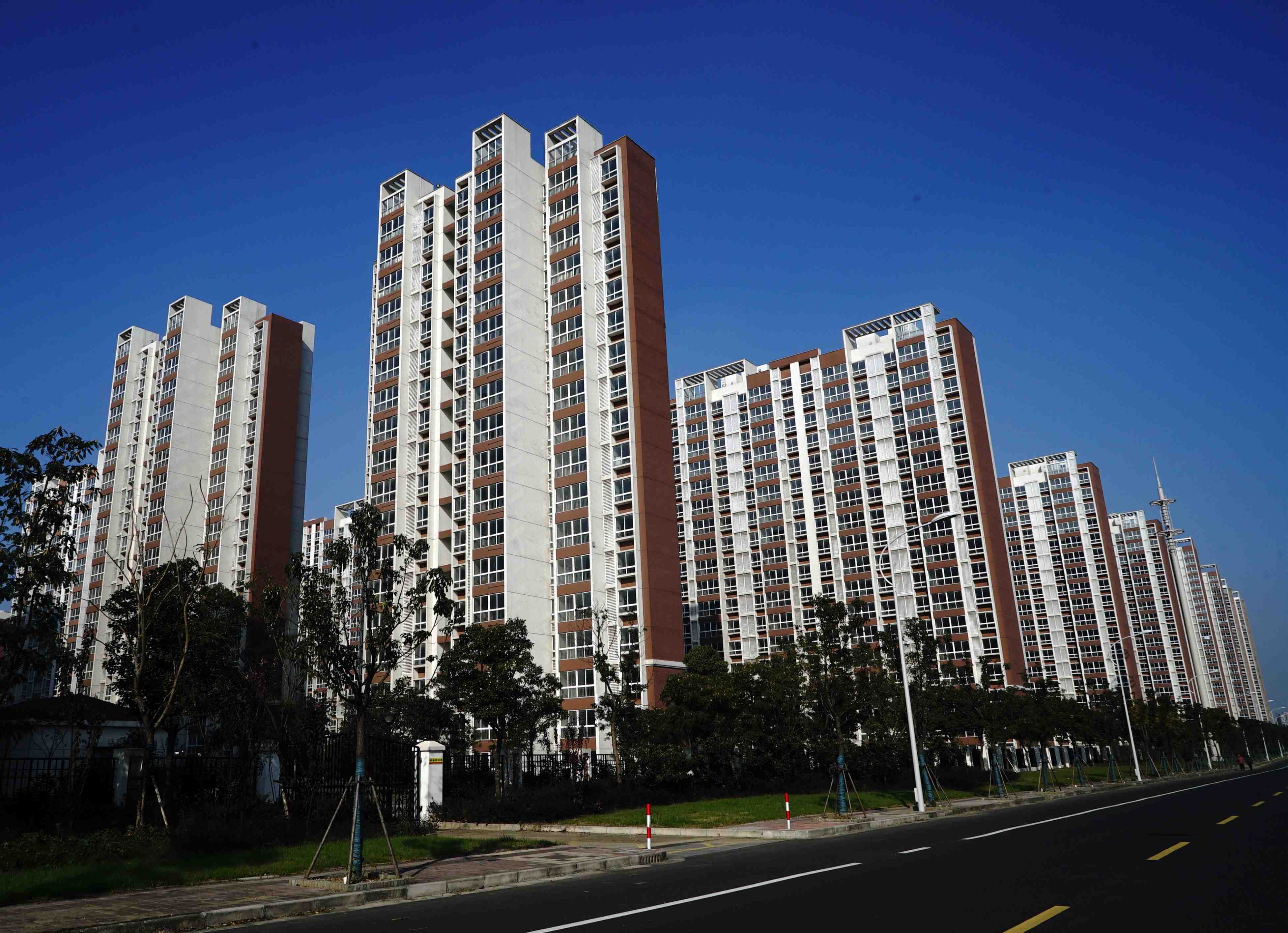 水岸佳苑D塊安置房三標(biāo)